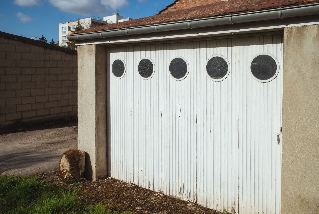 Garage door service in Rochester, MN