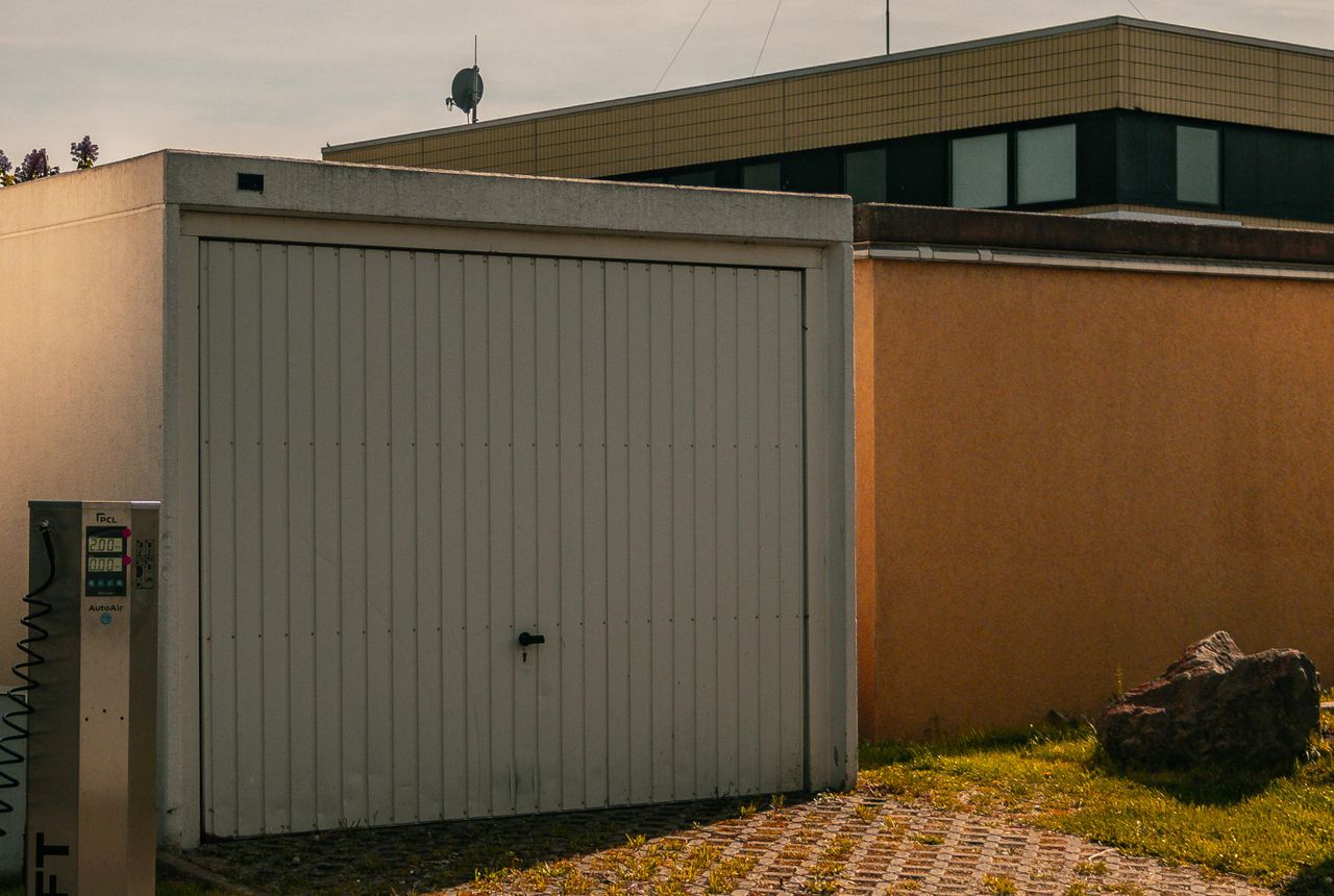 Garage door service in Rochester, MN